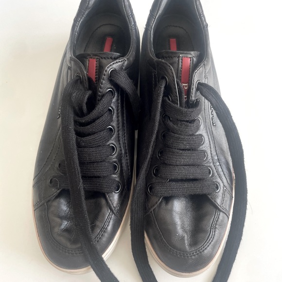 PRADA BLACK LEATHER CLASSIC SNEACKERS - Picture 1 of 6